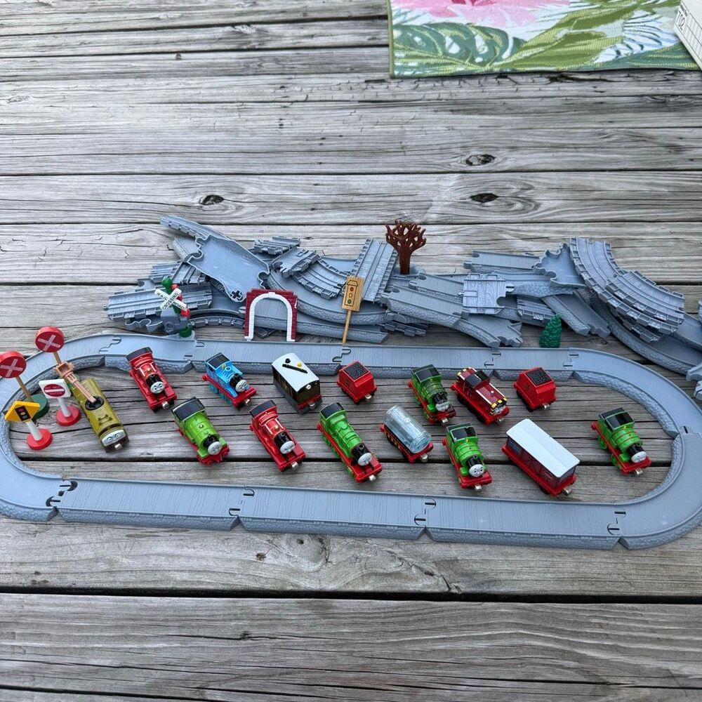 Vintage Thomas & Friends / Thomas the Tank Engine Train Lot